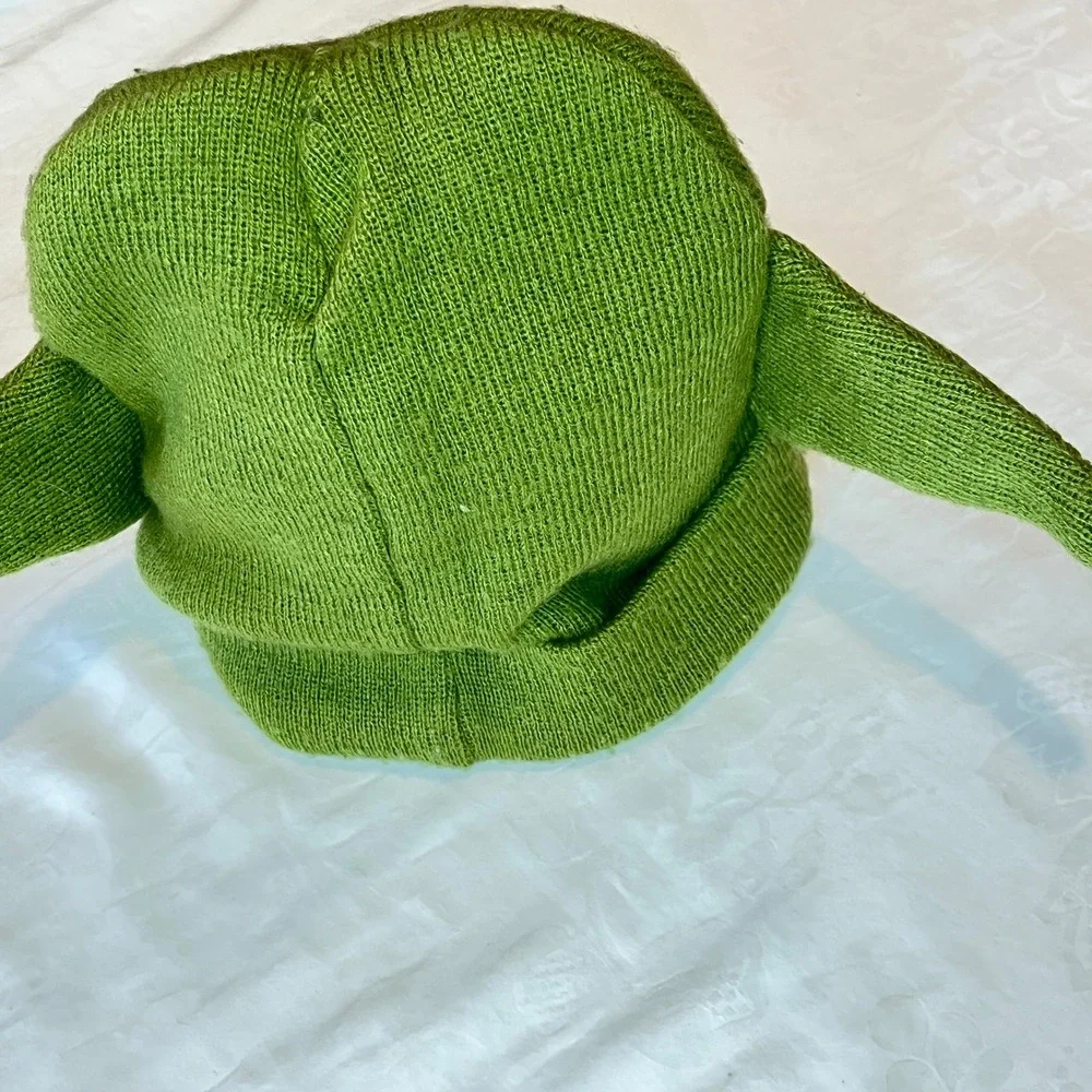Star Wars Yoda‎ Beanie Hat Knit Green Embroidered Eyes Ears One Size Fits All